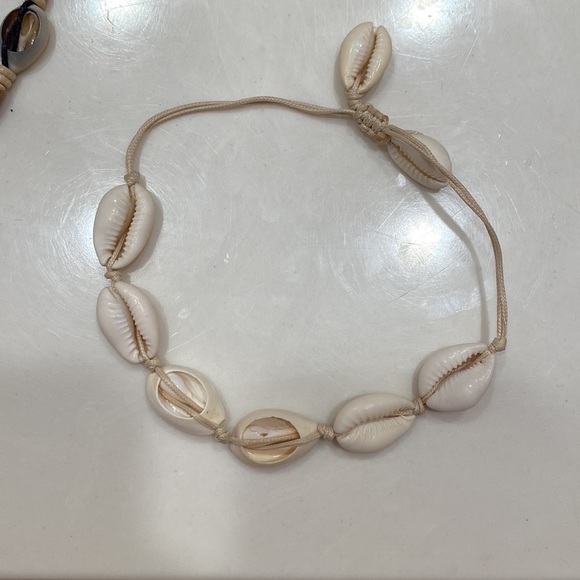 LOT of boho cowrie shell jewelry - Picture 4 of 9